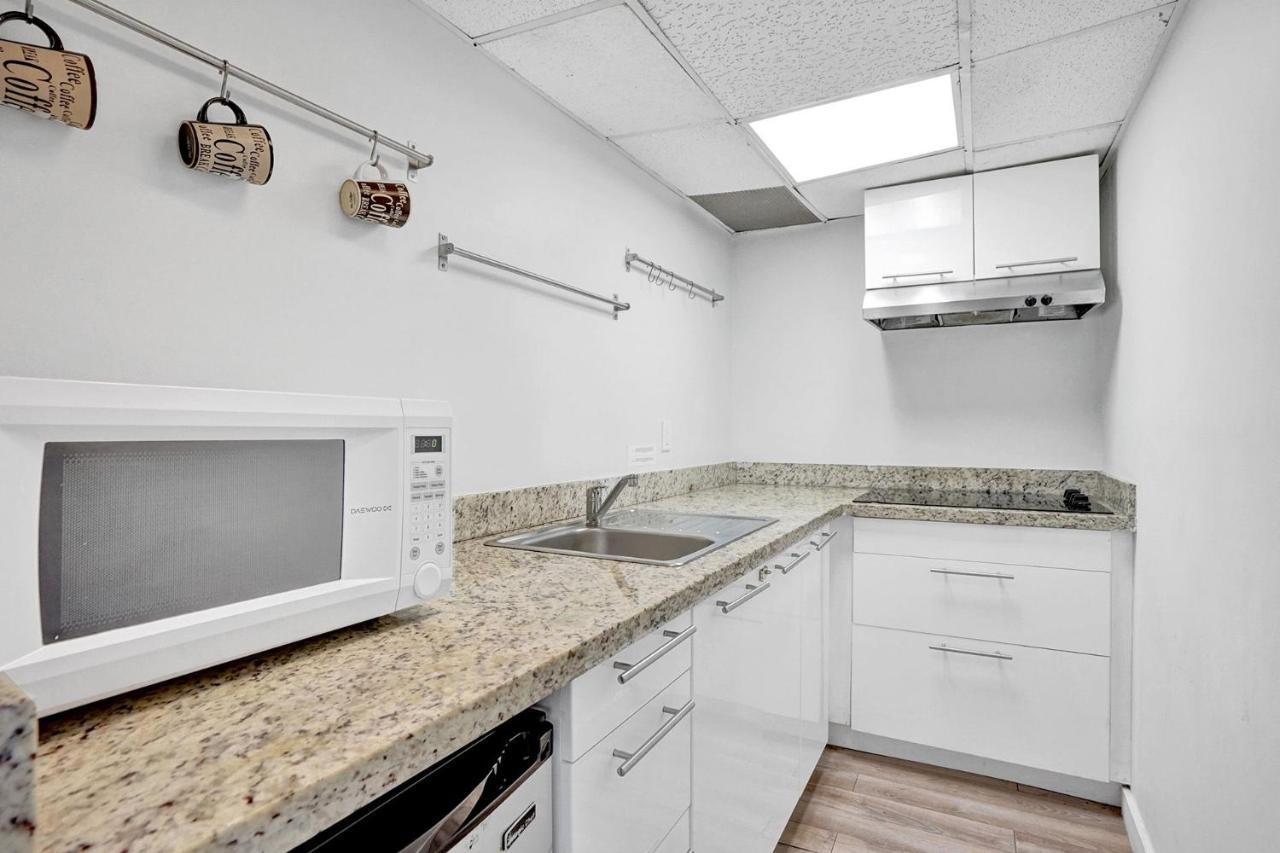 Luxe 2Br1Bath South Beach 1 Min Walk From Ocean Miami Beach Exteriér fotografie