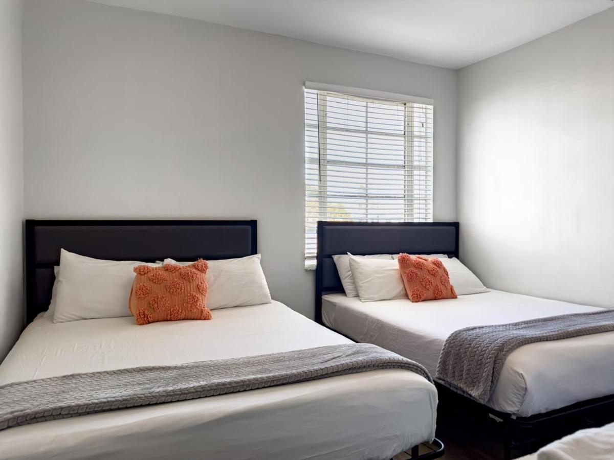 Luxe 2Br1Bath South Beach 1 Min Walk From Ocean Miami Beach Exteriér fotografie