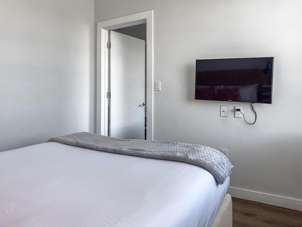 Luxe 2Br1Bath South Beach 1 Min Walk From Ocean Miami Beach Exteriér fotografie
